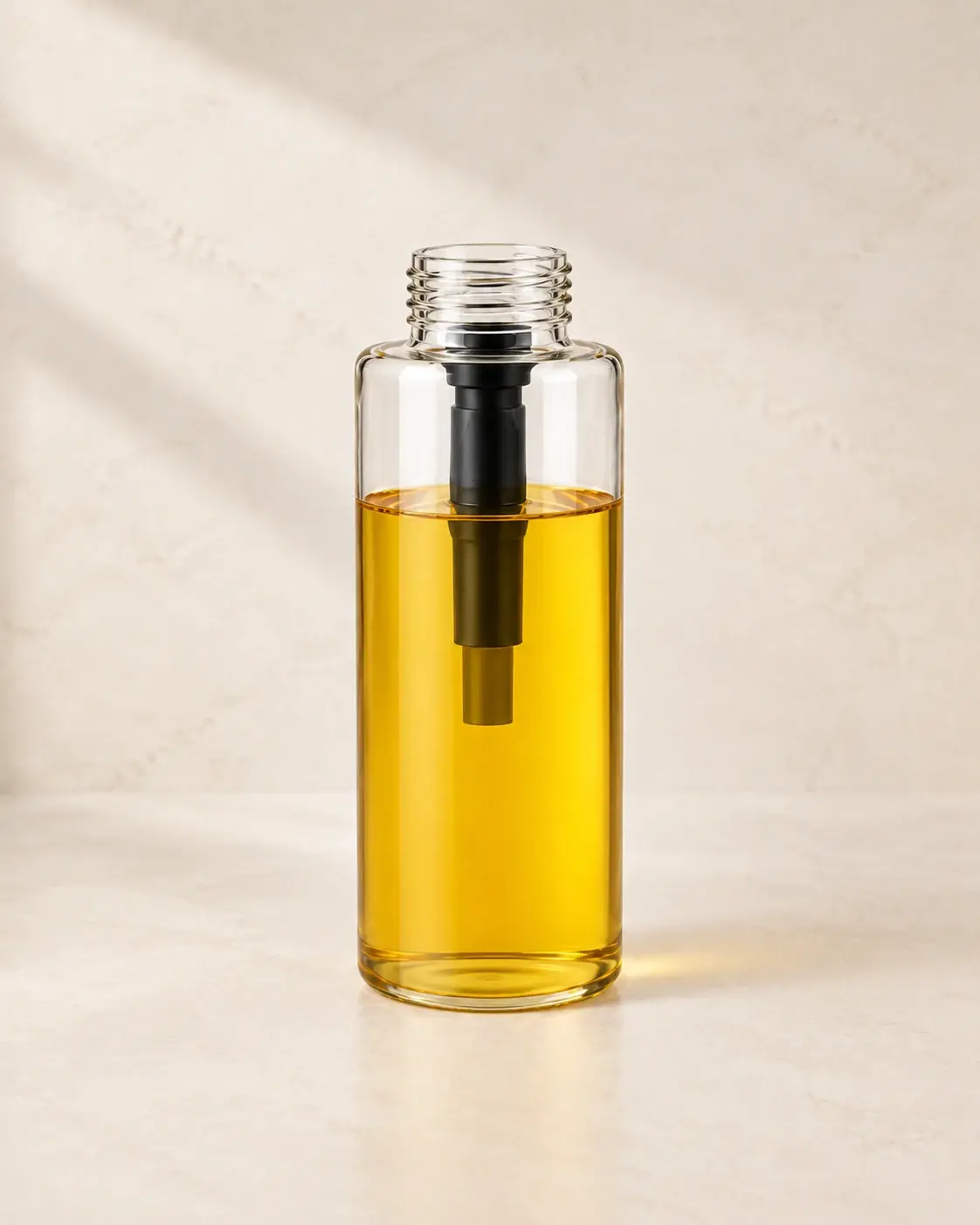 200 mL 유리병과 내부 흡입부 세부 이미지